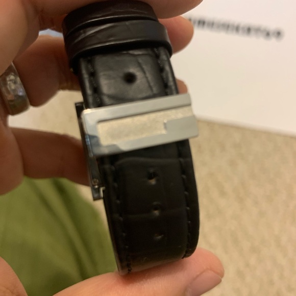 [AUTH] LADIES GUCCI WATCH 7700L *IMMACULATE COND* - Picture 7 of 8